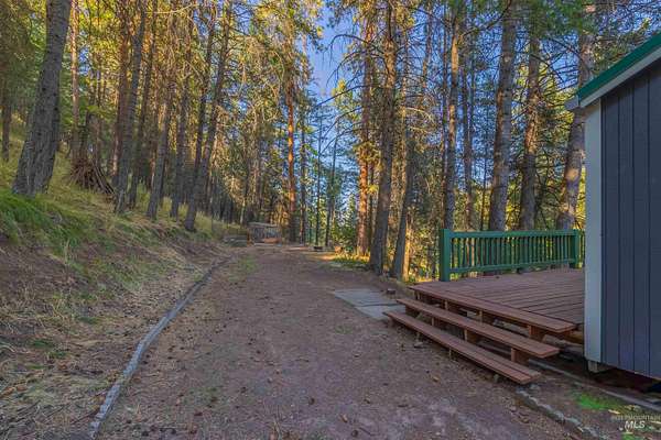 2 Acres of Residential Land with Home for Sale in Lewiston, Idaho