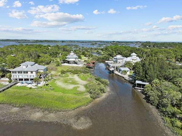 0.33 Acres of Residential Land for Sale in Cedar Key, Florida