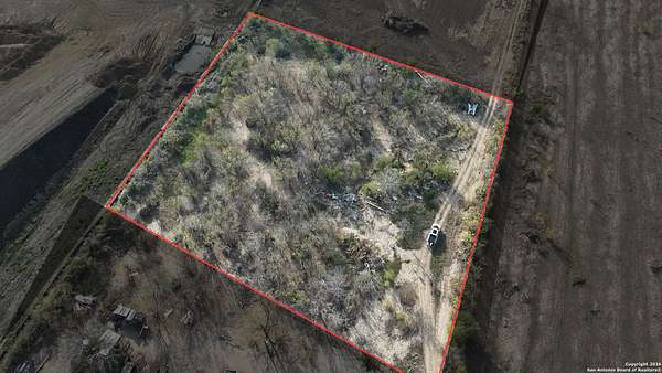 2 Acres of Improved Residential Land for Sale in San Antonio, Texas