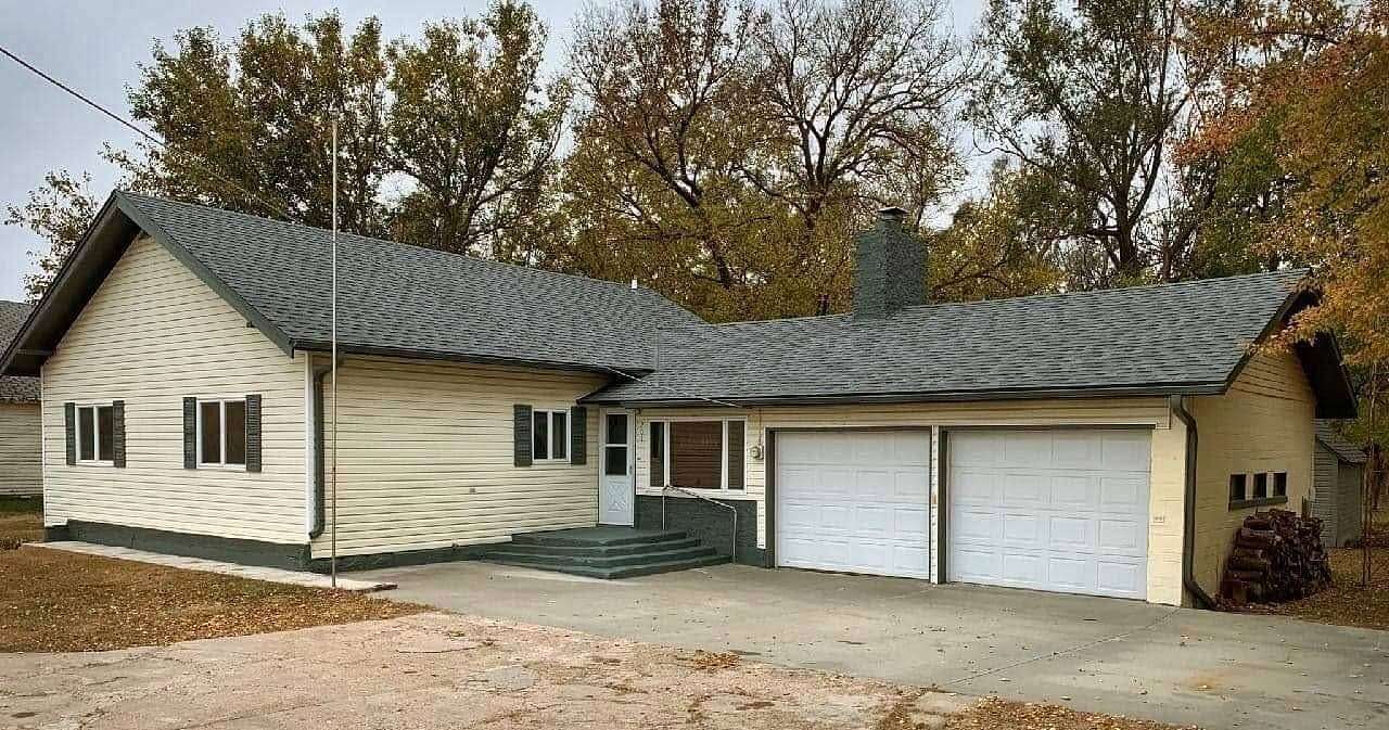 2 Acres of Residential Land with Home for Sale in Lebanon, Kansas