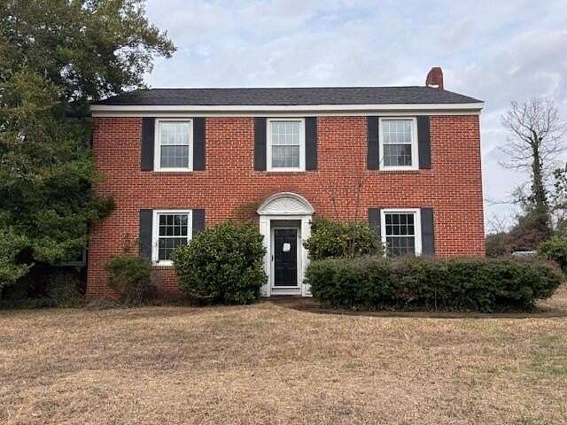 2.55 Acres of Residential Land with Home for Sale in Aberdeen, Mississippi