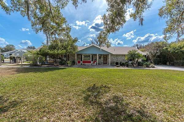 2.87 Acres of Residential Land with Home for Sale in Plant City, Florida