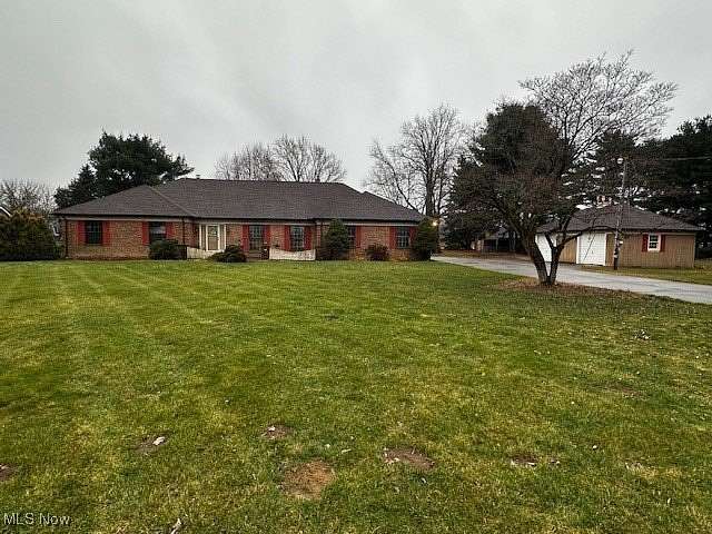 2.16 Acres of Residential Land with Home for Sale in Sandusky, Ohio