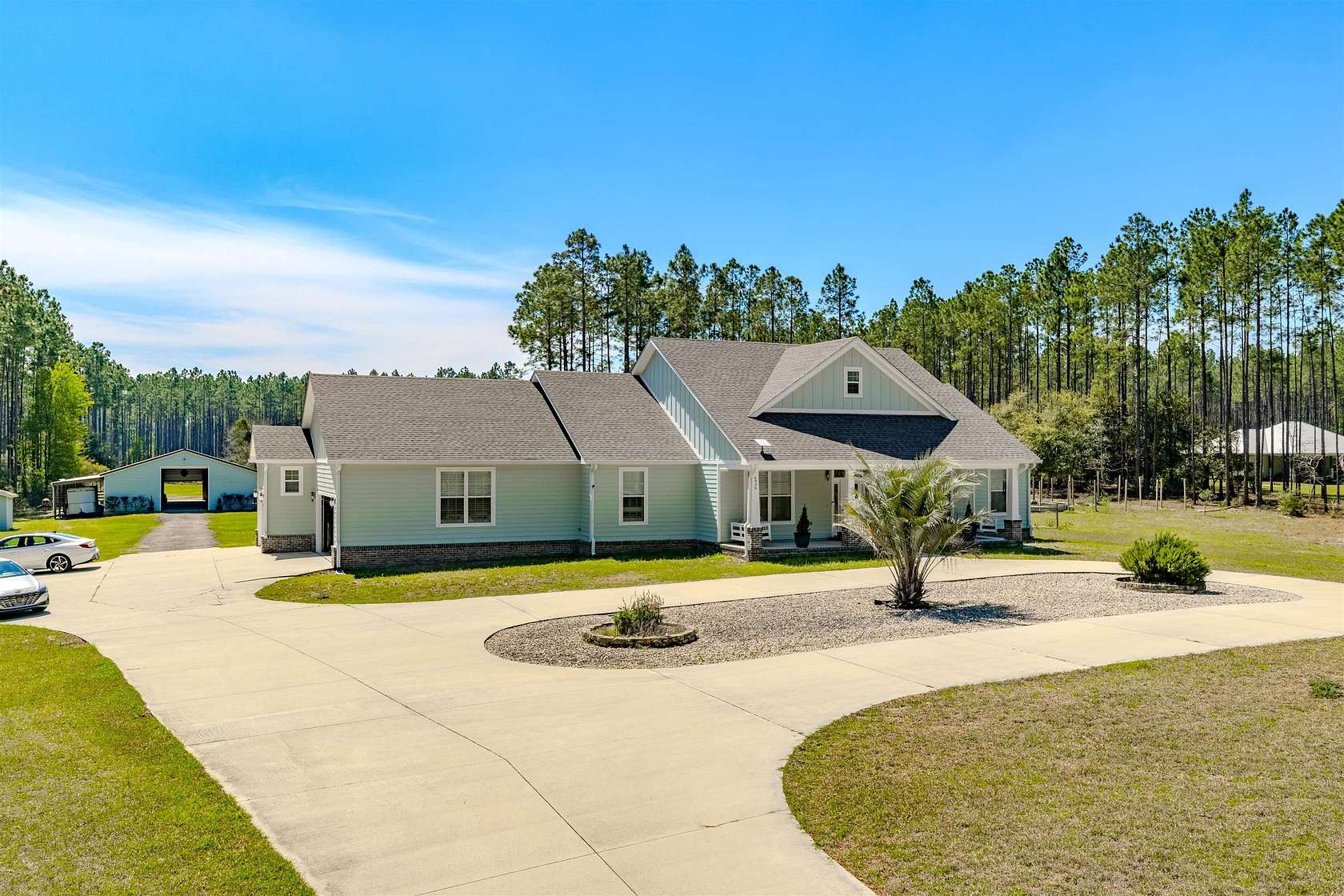 8 Acres of Land with Home for Sale in Tallahassee, Florida