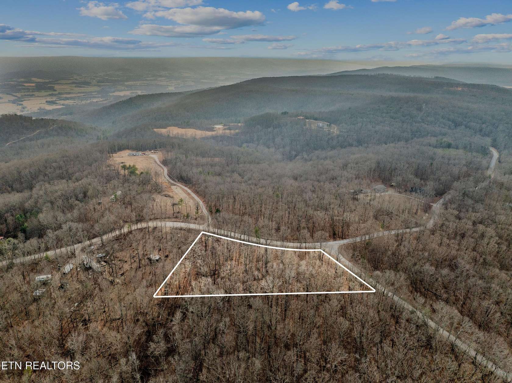 2.24 Acres of Residential Land for Sale in Crossville, Tennessee