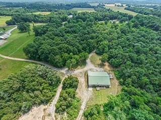 9.52 Acres of Residential Land with Home for Sale in Lewisburg, Tennessee