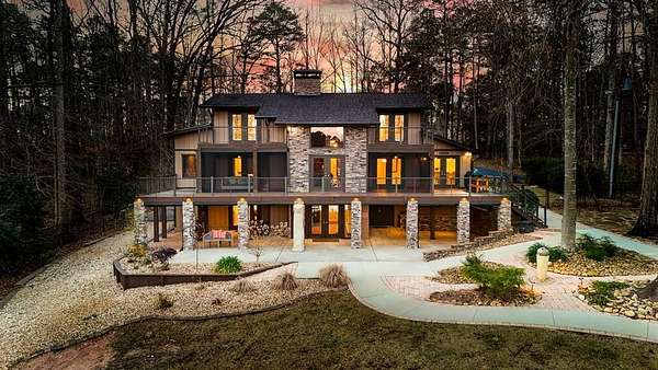 2.87 Acres of Residential Land with Home for Sale in Milledgeville, Georgia