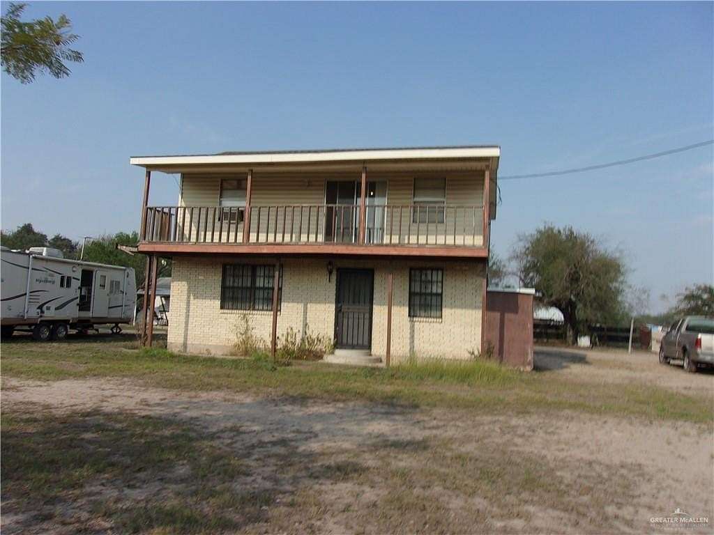 1.5 Acres of Residential Land with Home for Sale in McAllen, Texas