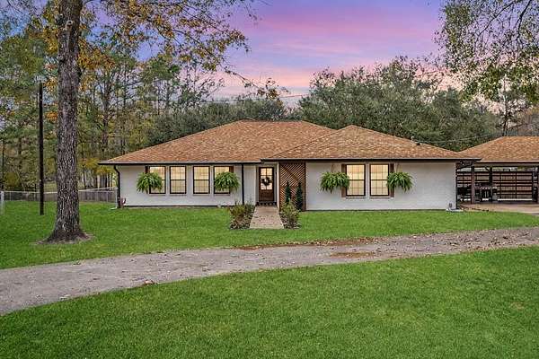 5 Acres of Residential Land with Home for Sale in Huntington, Texas