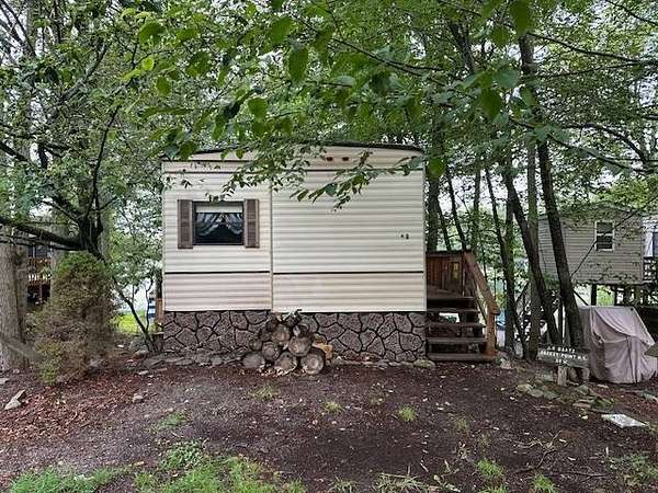 0.12 Acres of Residential Land for Sale in Gouldsboro, Pennsylvania