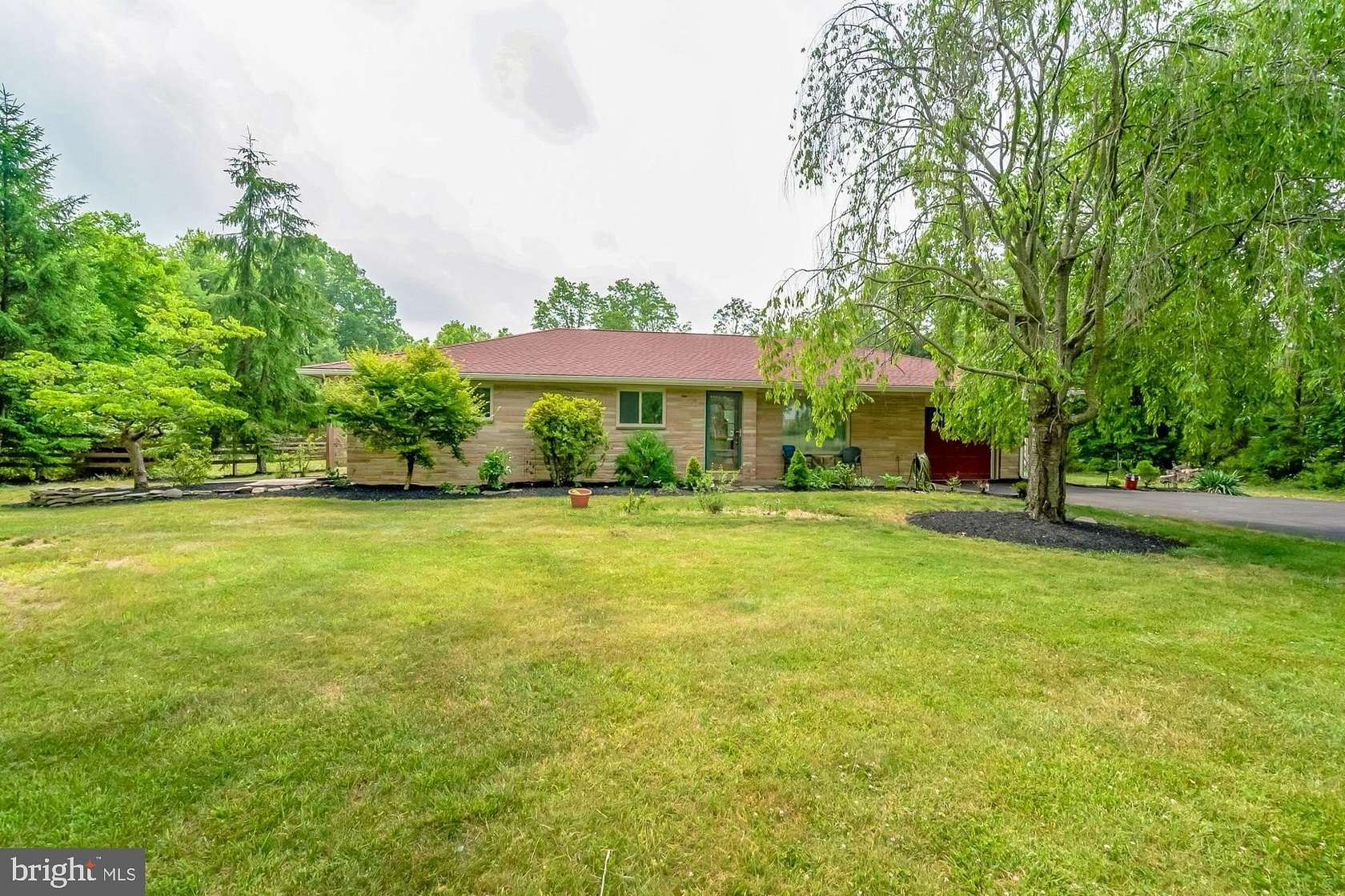 1.5 Acres of Residential Land with Home for Lease in Lansdale, Pennsylvania