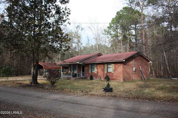 1.8 Acres of Residential Land with Home for Sale in Ridgeland, South Carolina