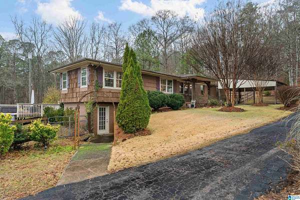 2.8 Acres of Residential Land with Home for Sale in Chelsea, Alabama