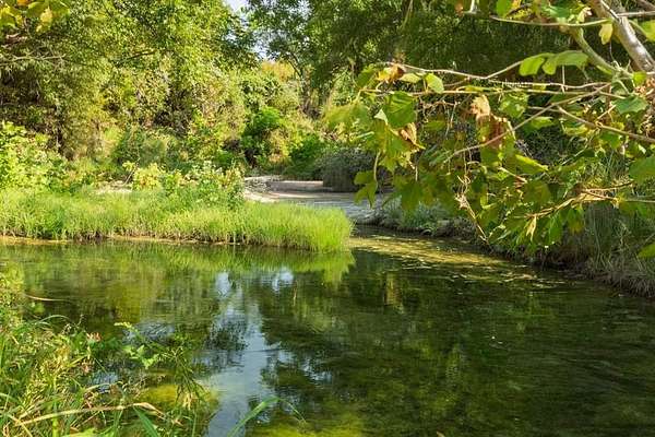 16.5 Acres of Land for Sale in Granbury, Texas