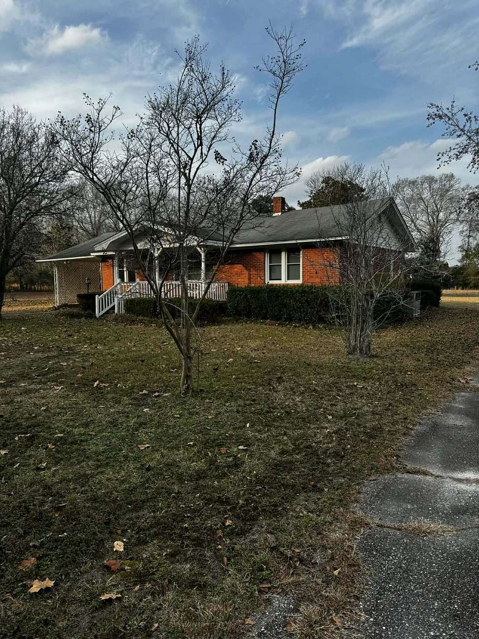 6.42 Acres of Residential Land with Home for Sale in Sumter, South Carolina