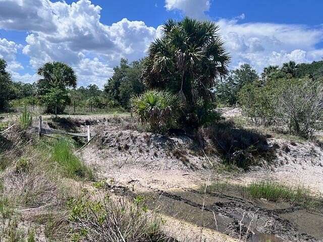 1.25 Acres of Residential Land for Sale in Okeechobee, Florida