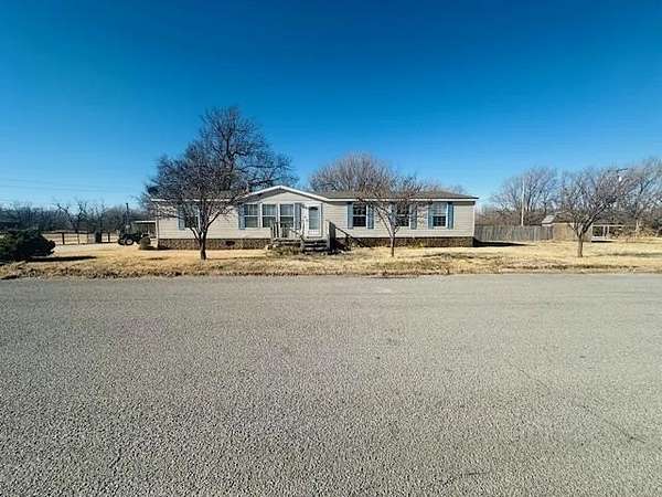 3 Acres of Residential Land with Home for Sale in Shattuck, Oklahoma