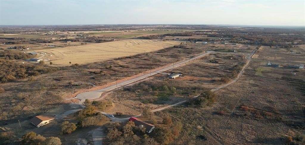 2 Acres of Residential Land for Sale in Poolville, Texas