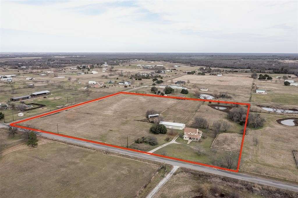 10 Acres of Land with Home for Sale in Poetry, Texas