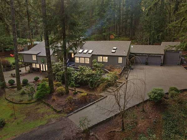 2.4 Acres of Residential Land with Home for Sale in Battle Ground, Washington