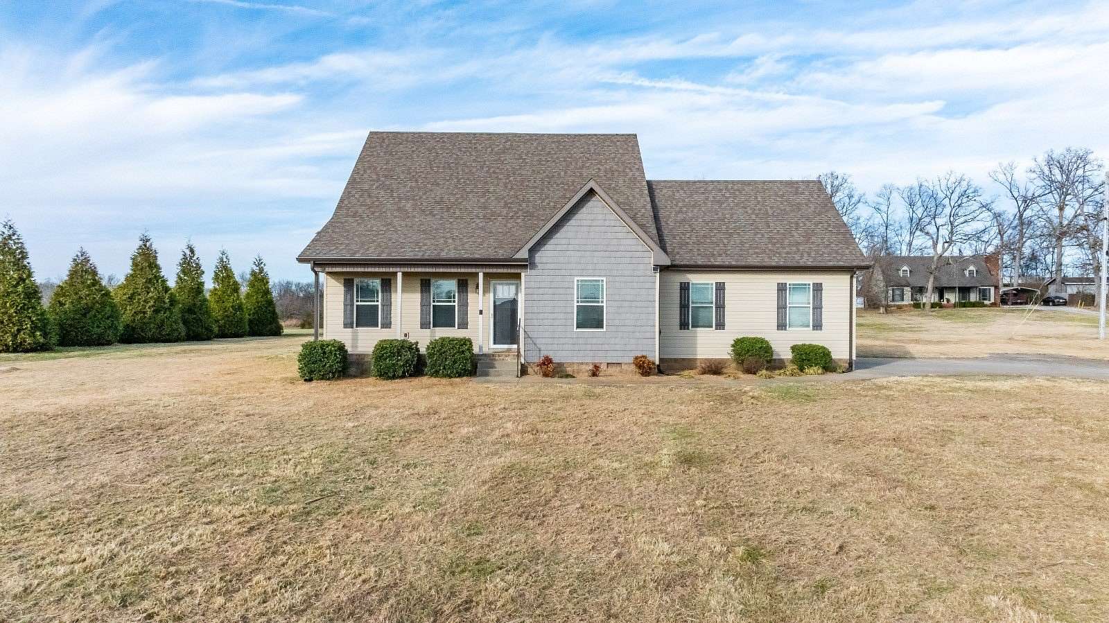 5.24 Acres of Residential Land with Home for Sale in Pembroke, Kentucky