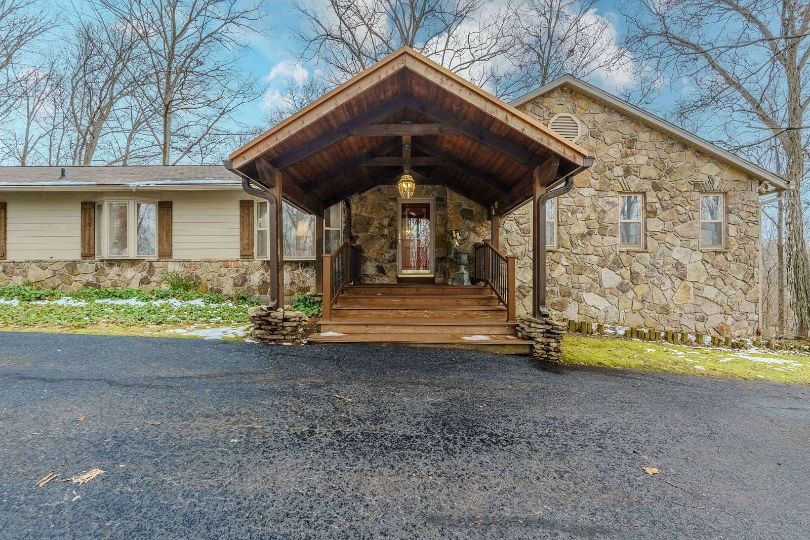 5 Acres of Land with Home for Sale in Jefferson City, Tennessee