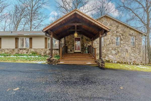 5 Acres of Land with Home for Sale in Jefferson City, Tennessee