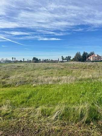 2 Acres of Residential Land for Sale in Madera, California