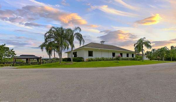 4 Acres of Residential Land with Home for Sale in Wellington, Florida