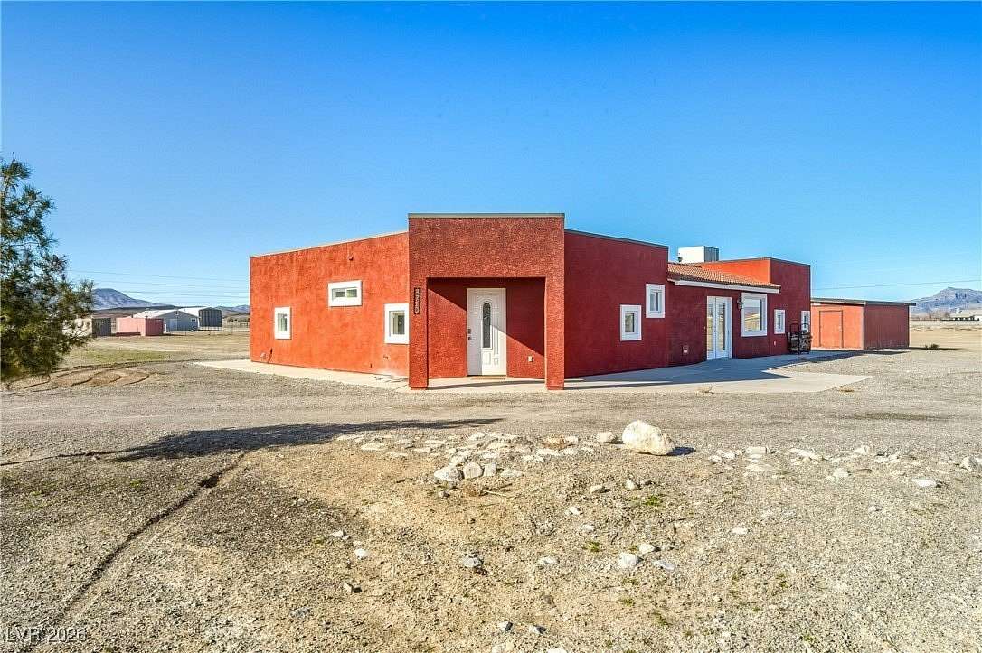 2.5 Acres of Residential Land with Home for Sale in Pahrump, Nevada