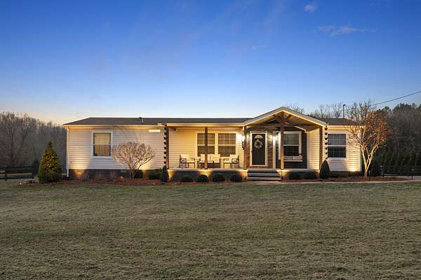 5 Acres of Residential Land with Home for Sale in McEwen, Tennessee