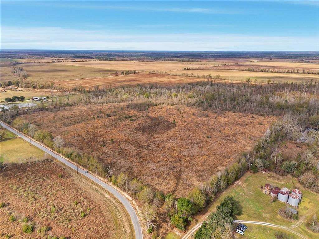 10.3 Acres of Land for Sale in Reeves, Louisiana