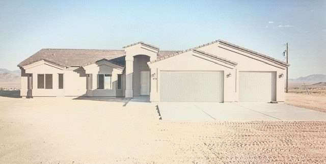 6.18 Acres of Residential Land with Home for Sale in Kingman, Arizona