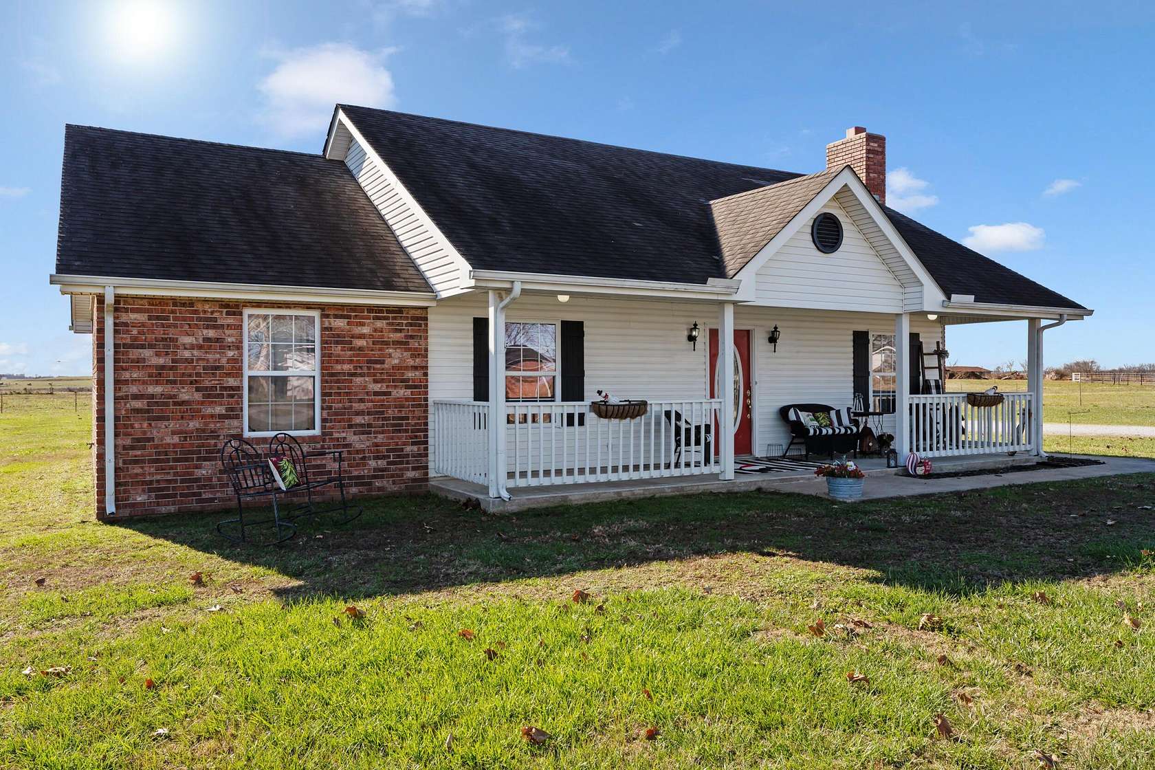 2.33 Acres of Residential Land with Home for Sale in Vinita, Oklahoma