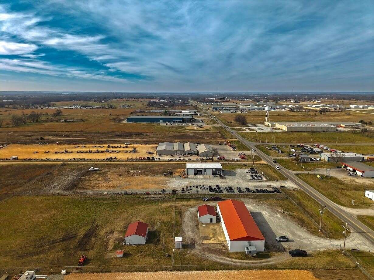 2.52 Acres of Improved Commercial Land for Sale in Grove, Oklahoma