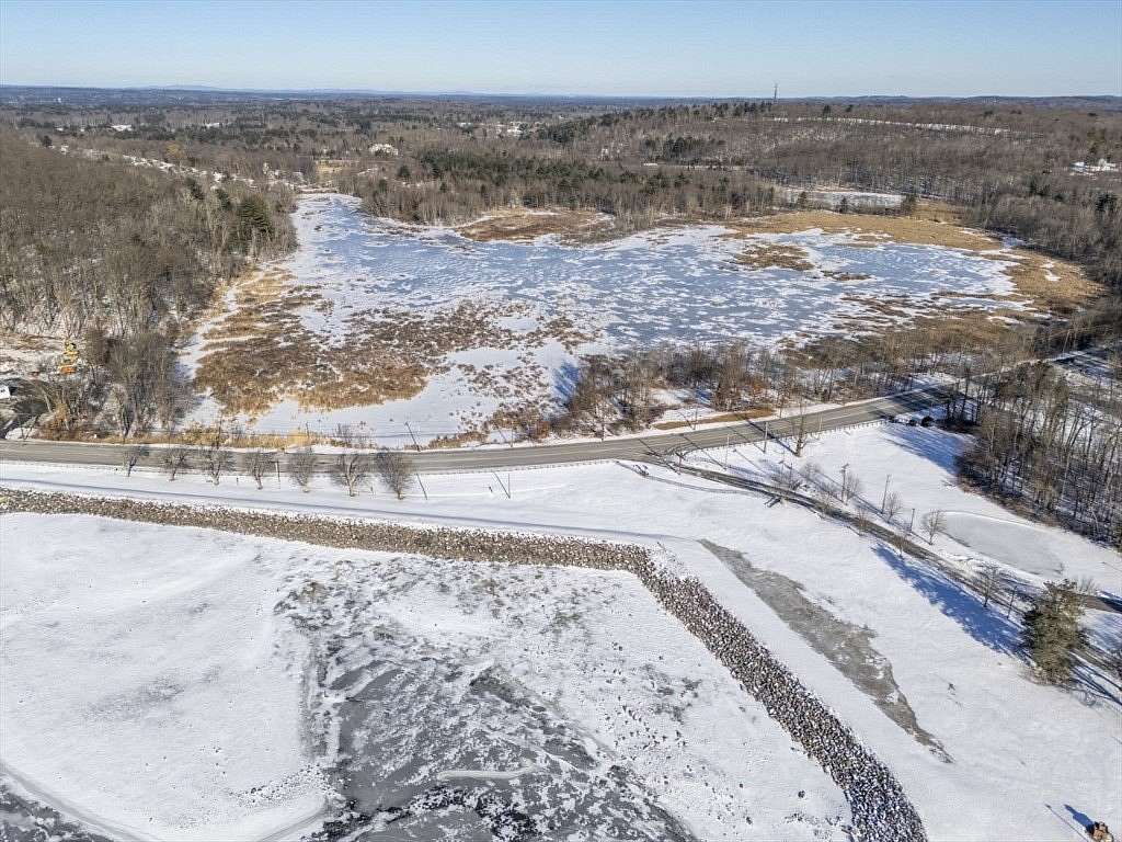 4 Acres of Residential Land for Sale in Haverhill, Massachusetts
