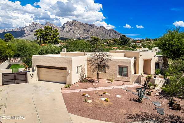 2.13 Acres of Residential Land with Home for Sale in Oro Valley, Arizona