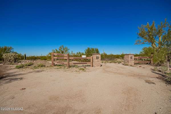 9.72 Acres of Land for Sale in Marana, Arizona