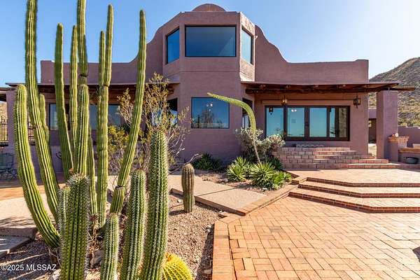 3.18 Acres of Residential Land with Home for Sale in Tucson, Arizona