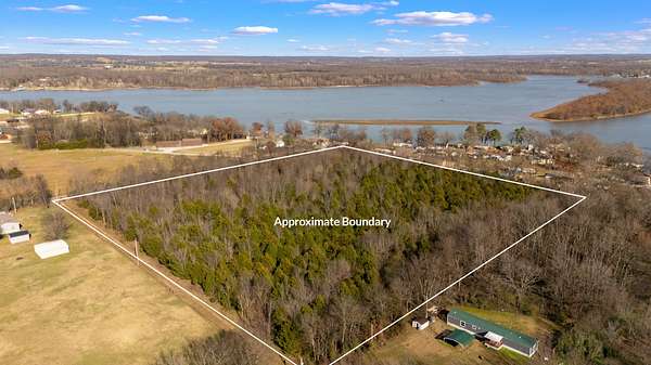 10.3 Acres of Recreational Land for Sale in Grove, Oklahoma