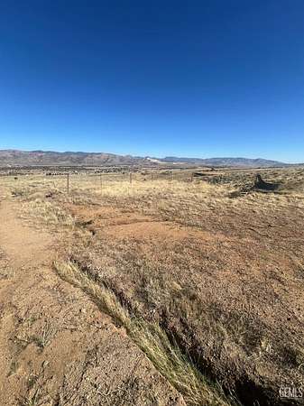3.18 Acres of Residential Land for Sale in Tehachapi, California