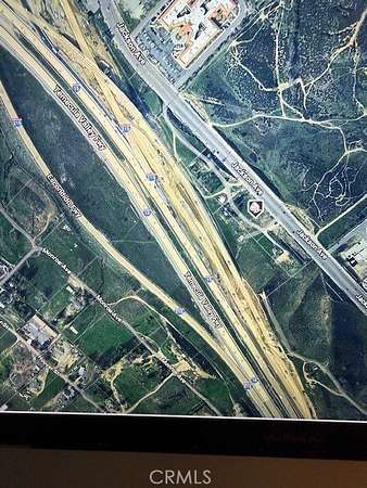 1 Acre of Commercial Land for Sale in Murrieta, California