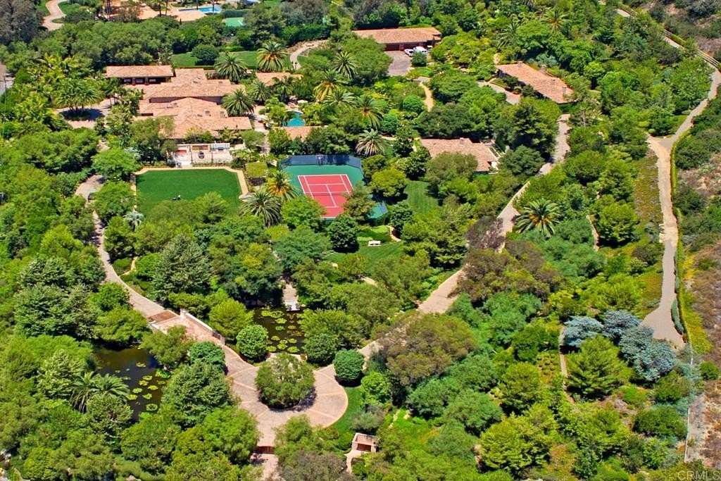 8 Acres of Residential Land with Home for Sale in Rancho Santa Fe, California