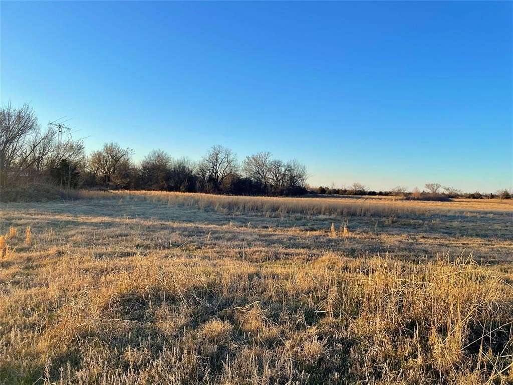 58 Acres of Improved Land for Sale in Celeste, Texas