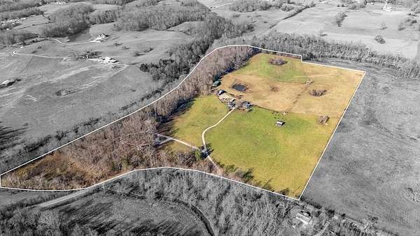 66 Acres of Land with Home for Sale in Sparta, Tennessee