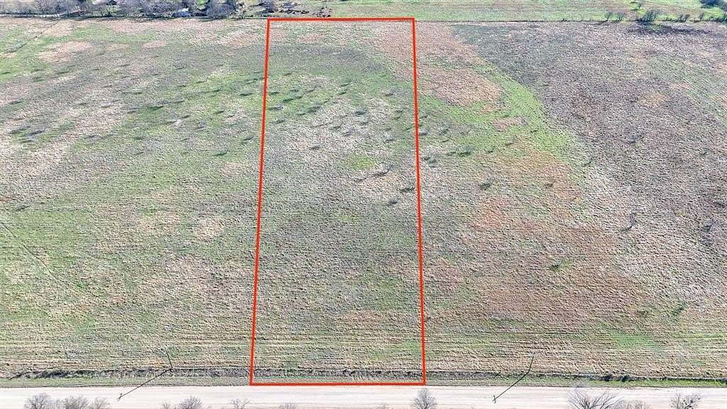 5 Acres of Land for Sale in Kerens, Texas