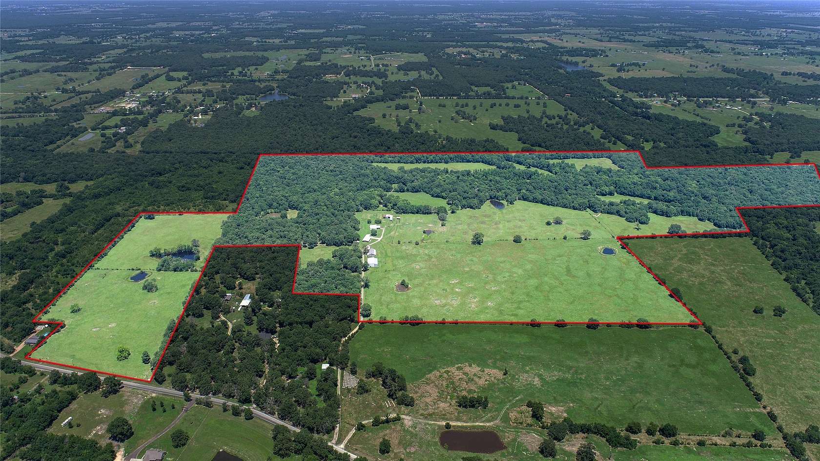 248 Acres of Land for Sale in Blossom, Texas