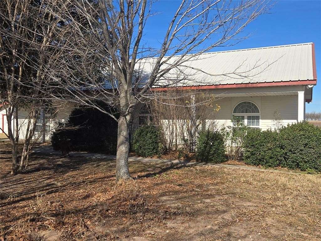 19.8 Acres of Land with Home for Sale in Comanche, Texas