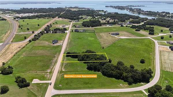 1 Acre of Residential Land for Sale in Corsicana, Texas