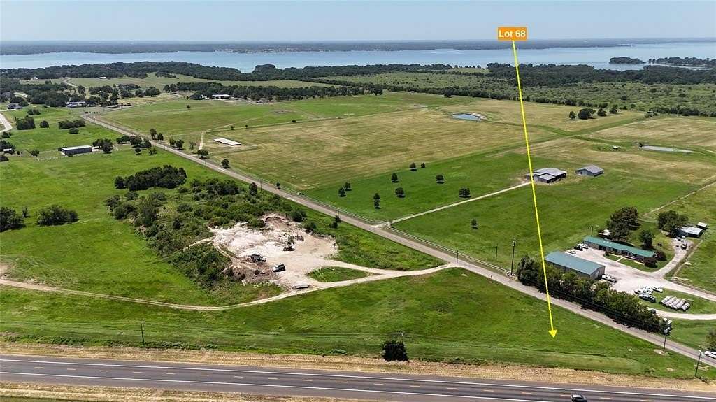 1.37 Acres of Residential Land for Sale in Corsicana, Texas